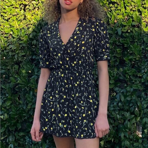 Aritzia Sunday Best New Aki Floral Mini Dress - Picture 1 of 12